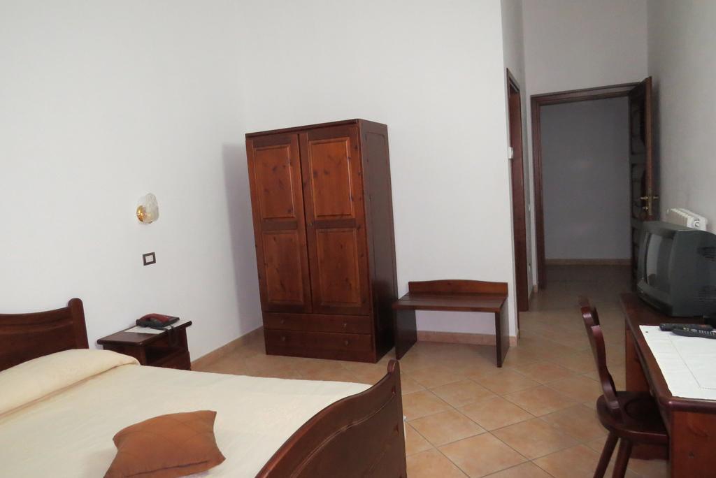 Hotel Ispinigoli Dorgali Kamer foto