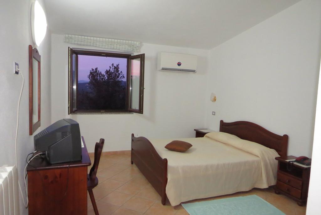 Hotel Ispinigoli Dorgali Kamer foto